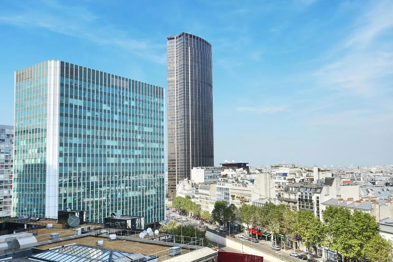 Montparnasse / Avenue Du Maine Paris